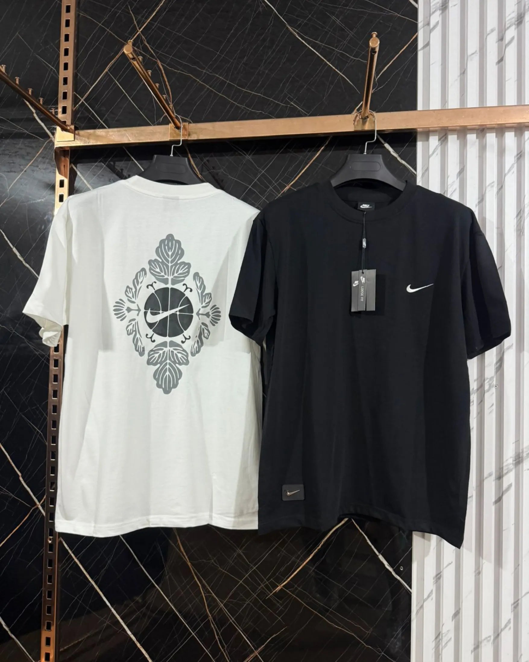 CAMISETA PREMIUM N1KE Floral Hoop