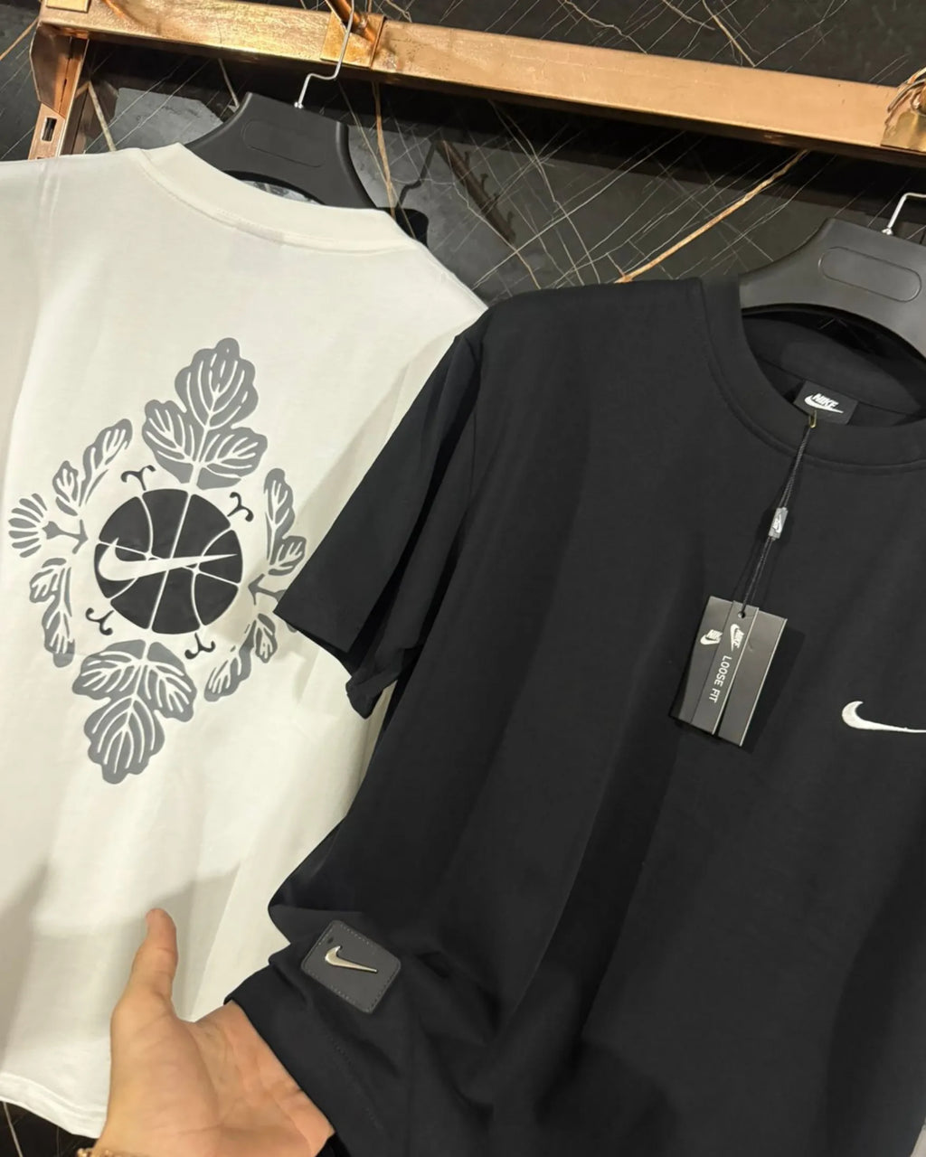 CAMISETA PREMIUM N1KE Floral Hoop